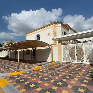 International Abu-Dhabi Hostel Villa