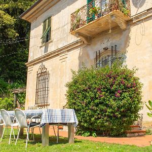 Caligo B&B Stanza Privata In Villa D'Epoca Con Giardino E Vista Mare